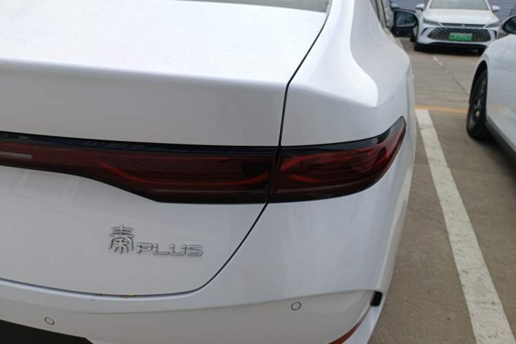 Used BYD Qin PLUS 2025 DM-i Smart Drive 55KM Leading Model