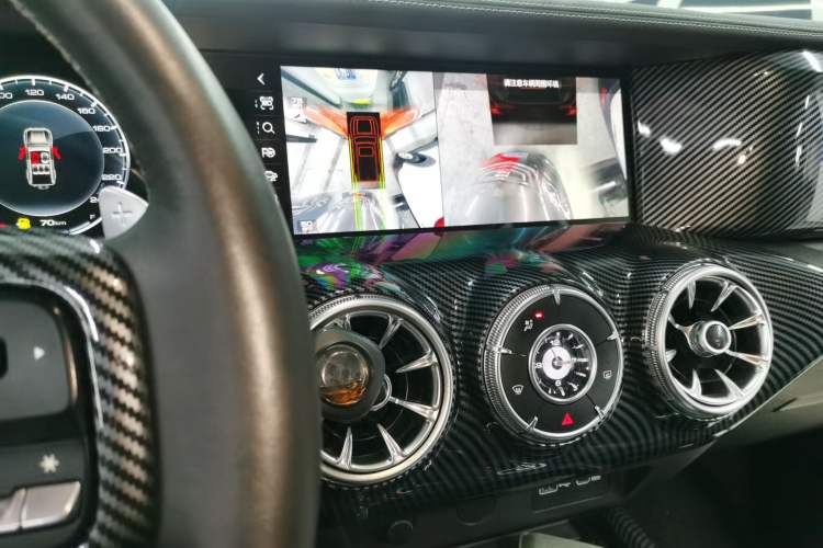 Used Tank 300 2021 City Edition 2.0T—Truly Stylish
