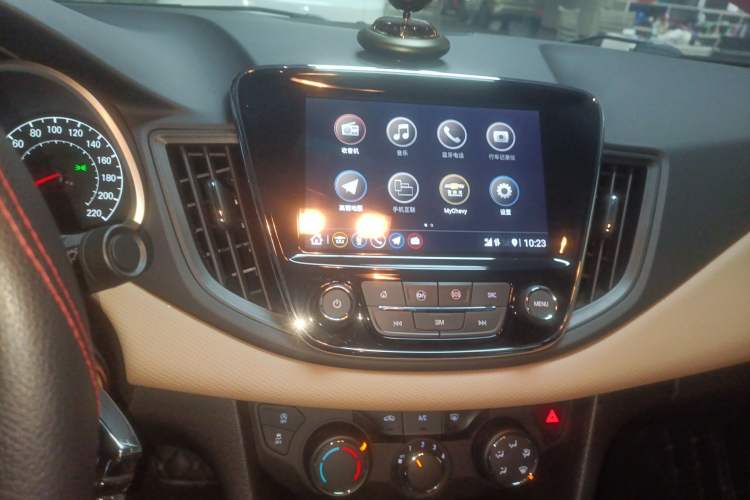 Used Chevrolet Monza 2020 320 Automatic Enjoyment Edition