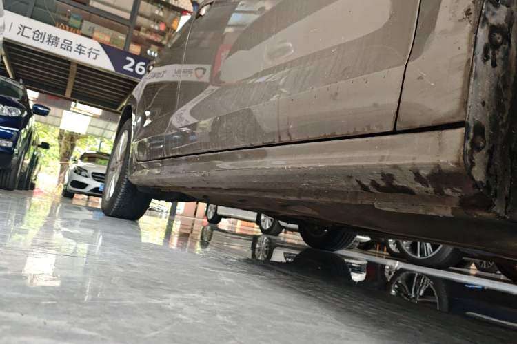 Used Volkswagen Sagitar 2014 Revised Version 1.4TSI Automatic Luxury Edition
