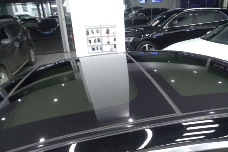 Used Mercedes-Benz E-Class 2019 E 300 L Sporty and Stylish Model
