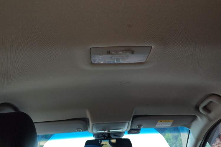 Used Chevrolet Cruze 2015 Hatchback 1.6L Automatic Comfort Edition
