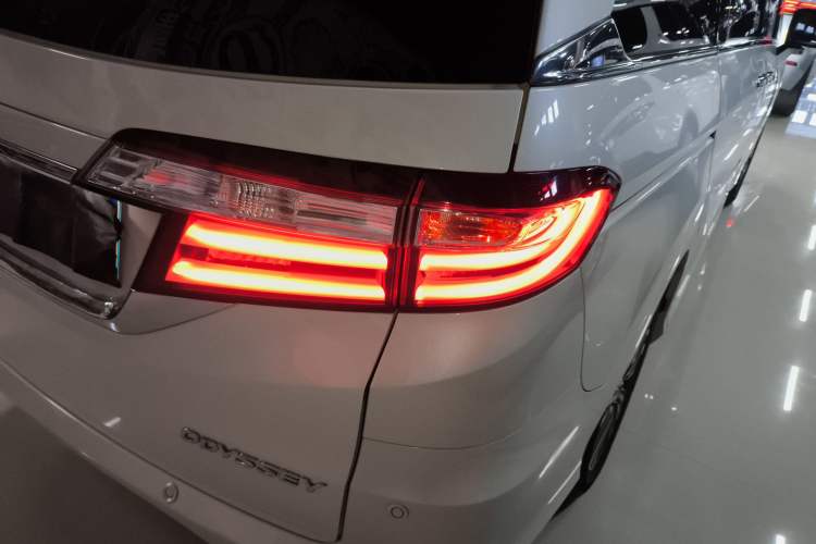 Used Honda Odyssey 2018 2.4L Smart Enjoyment Version
