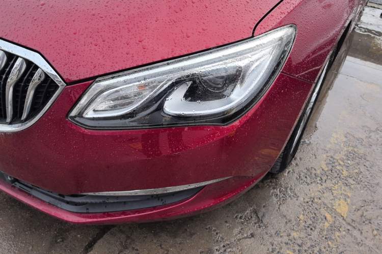 Used Buick GT 2017 15N Automatic Elite Version
