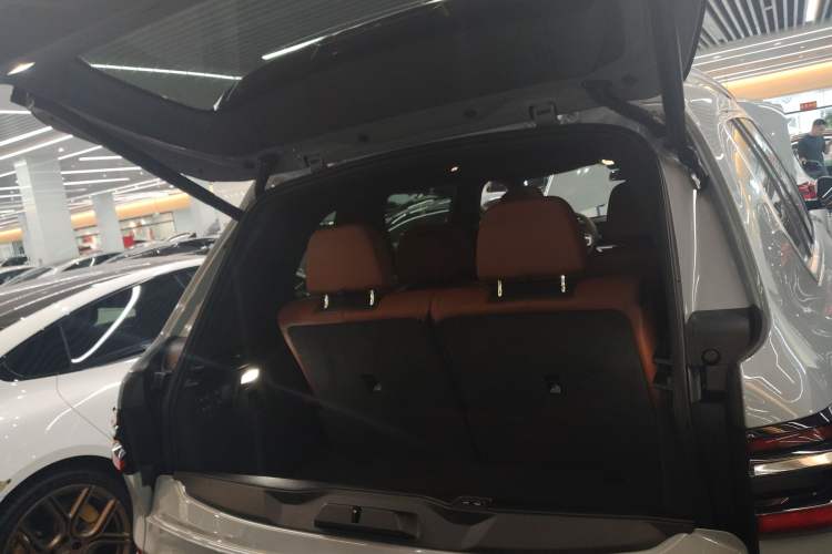 Used BMW X7 2023 xDrive40i Luxury M Sport Package