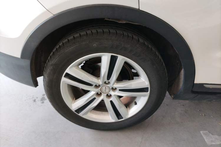 Used Zotye T700 2017 1.8T Dual-Clutch Luxury Model
