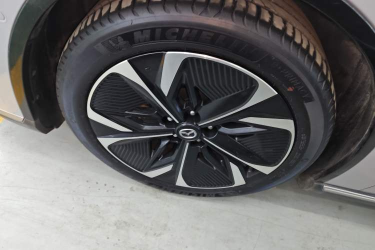 Used Mazda EZ-6 2024 Pure Electric 600 ZhiZun Edition
