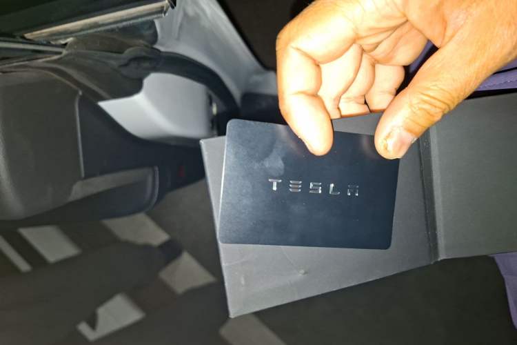 Used Tesla Model Y 2021 Standard Range Rear-Wheel Drive Version