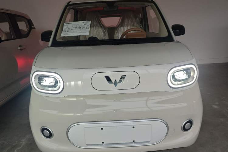 Used Wuling Hongguang MINIEV 2024 3rd Generation 215km Youth Edition

