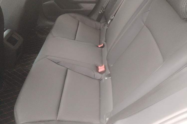 Used Volkswagen Lamando 2021 230TSI DSG Fashion Edition
