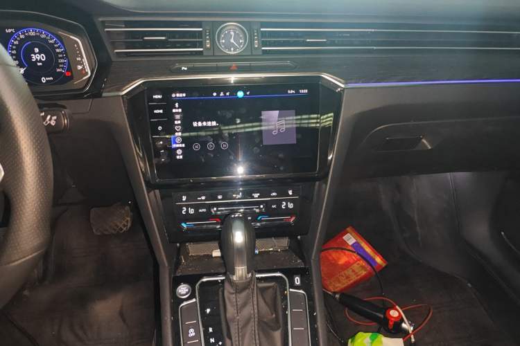 Used Volkswagen Magotan 2026 30 Million Vehicles Selected Model 380TSI DSG Luxury Edition
