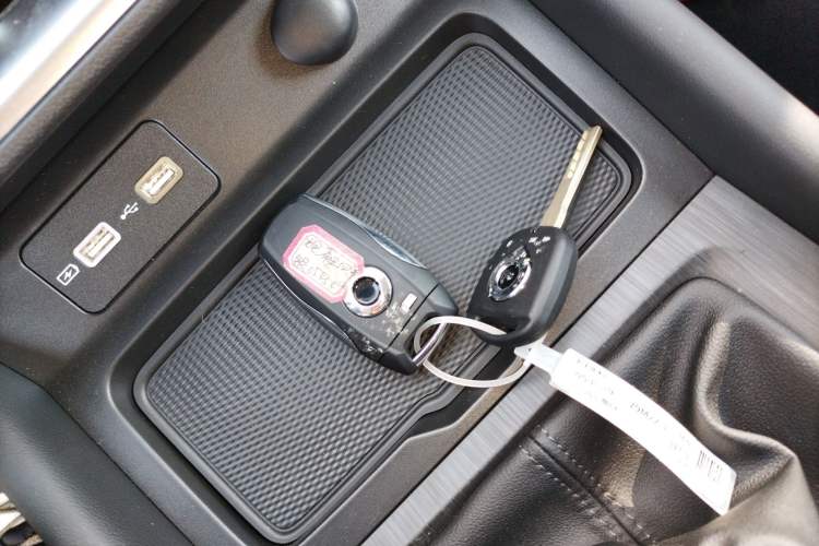 Used Great Wall Poer 2023 2.0T Commercial Version Manual Diesel 4x4 Elite Long-Box GW4D20M