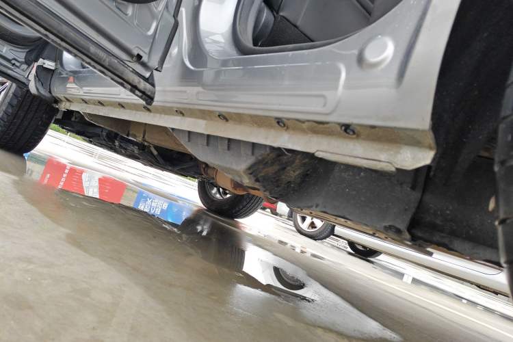 Used Wey VV6 2021 2.0T Two-Wheel Drive Smart Protection+
