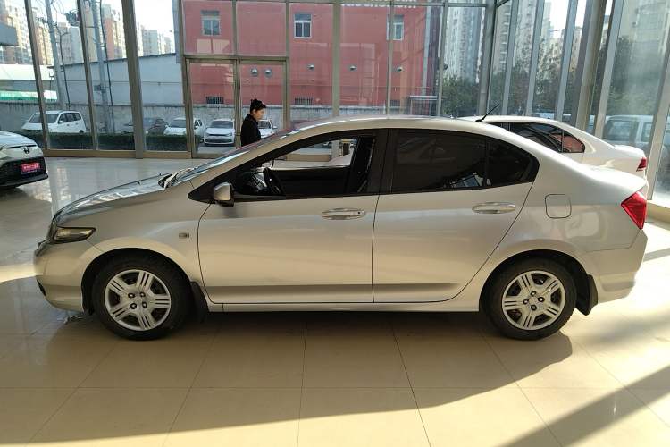 Used Honda City Classic 2012 1.5L Manual Comfort Edition
