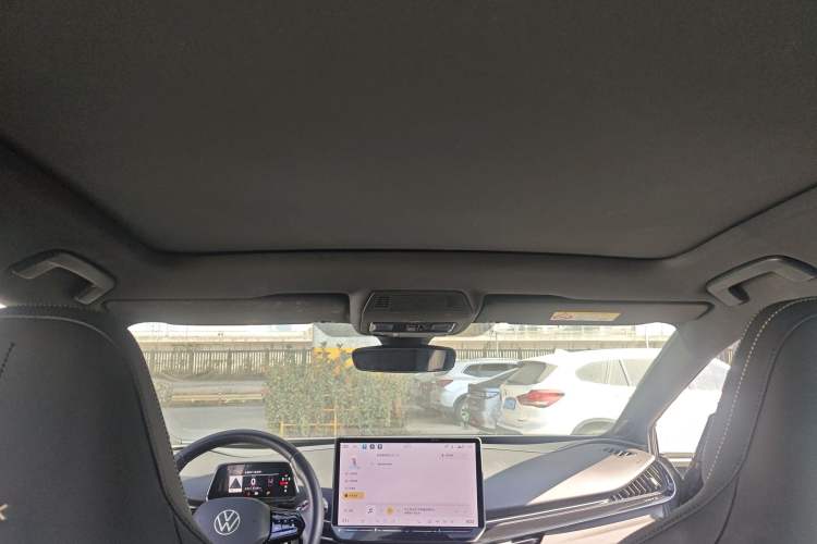 Used Volkswagen ID.UNYX 2024 Pro Long-Range Version