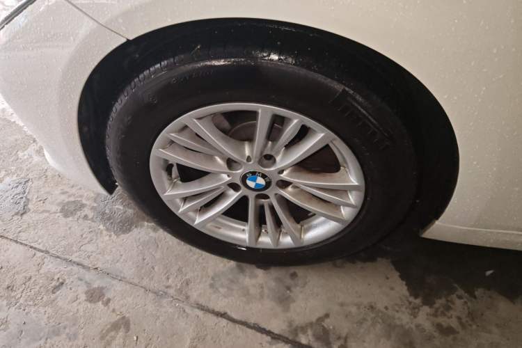 TDK.VehicleDetails.img