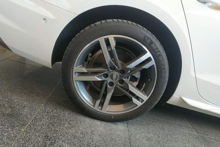 Used Audi A4L 2020 40 TFSI quattro Luxury Dynamic Model