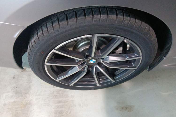 Used BMW 3 Series 2024 325Li M Sport Package
