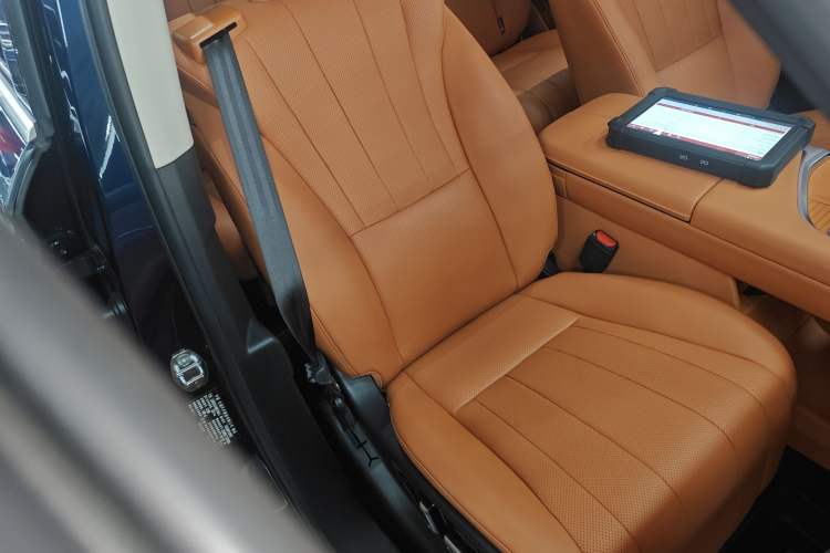 Used Wey Lanshan 2025 Four-Wheel Drive Max
