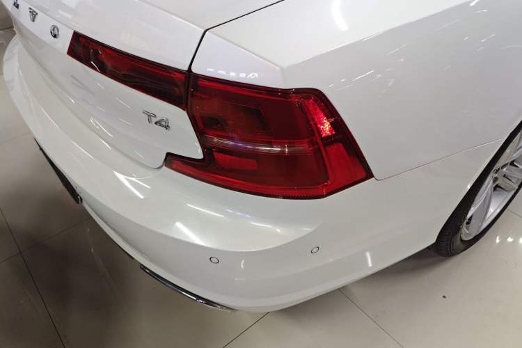 Used Volvo S90 2017 T4 Zhiyuan Edition