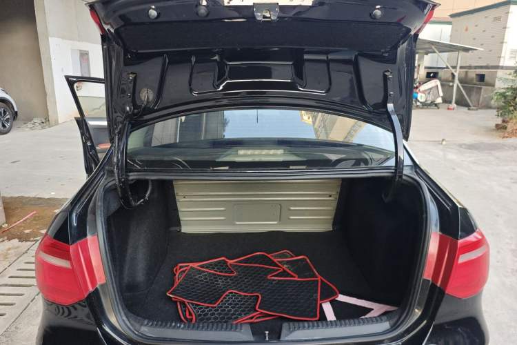 Used Volkswagen Jetta 2013 1.6L Automatic Comfort Model
