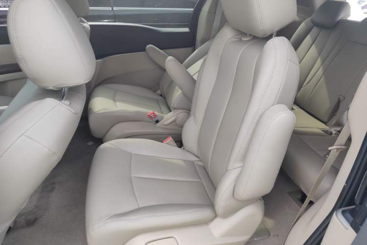 Used Buick GL8 2018 28T Comfort Model China VI Standard
