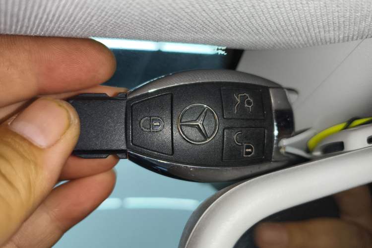 Used Mercedes-Benz C-Class 2017 Restyled C 180 L Fashion Edition Sport Version