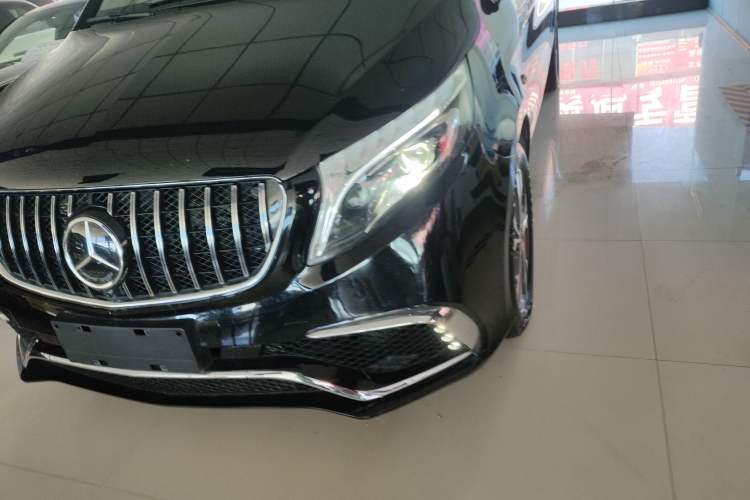 Used Mercedes-Benz Vito 2021 2.0T Elite Version 7 Seats
