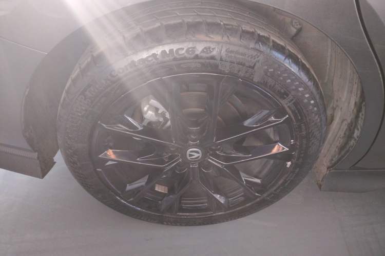 Used Changan UNI-V 2024 1.5T Prestige Edition
