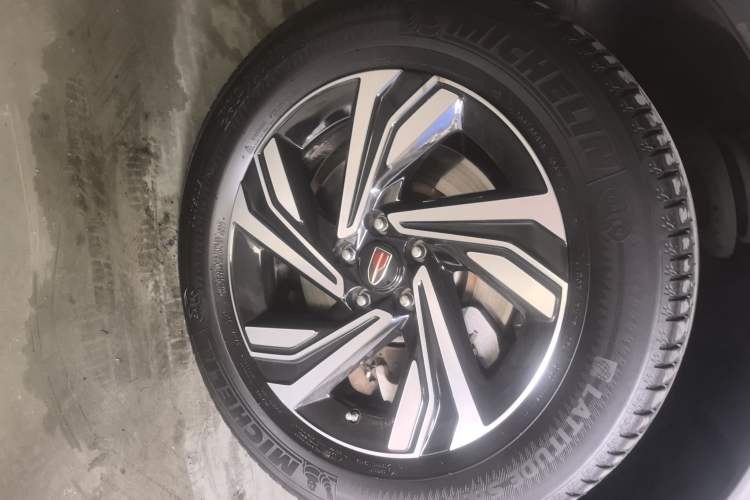 Used Hongqi HS5 2022 Revised Version 2.0T Smart Connect Flagship Edition