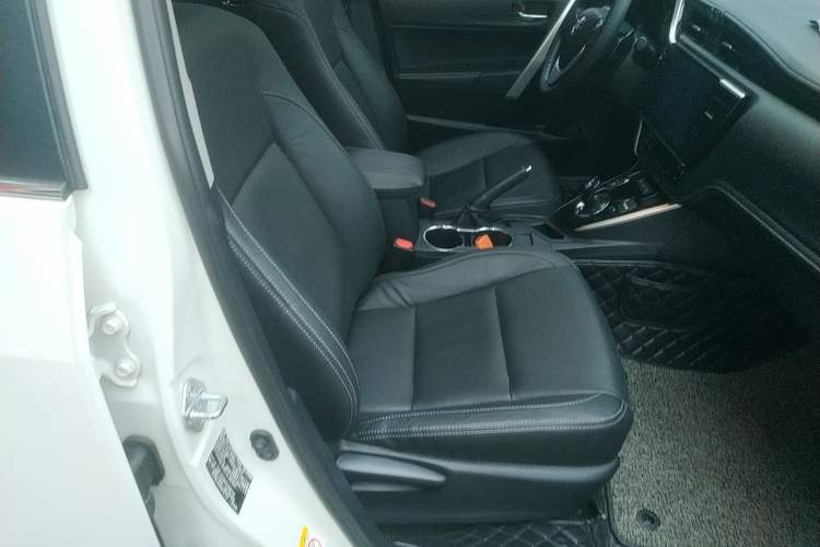 Used Toyota Corolla 2017 Revised Dual-Engine 1.8L E-CVT Elite Edition