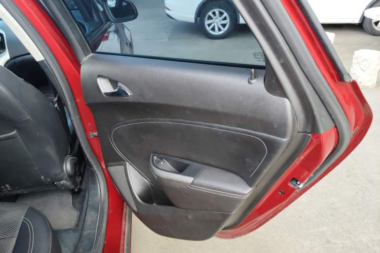 Used Buick GT 2014 XT 1.6L Automatic Fashion Edition
