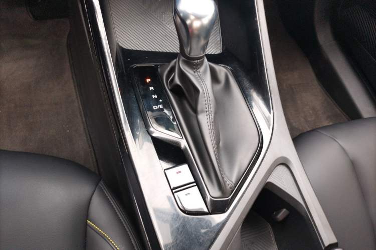 Used Roewe i5 2021 1.5L CVT Platinum Edition
