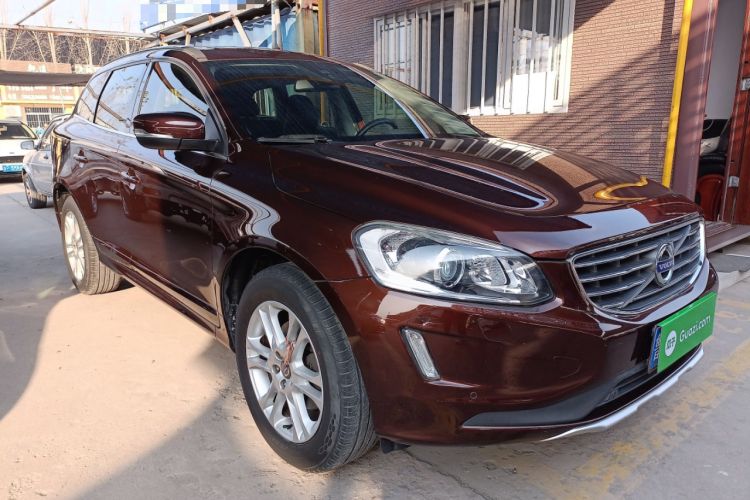 Used Volvo XC60 2016 T5 Smart Upgrade Model
