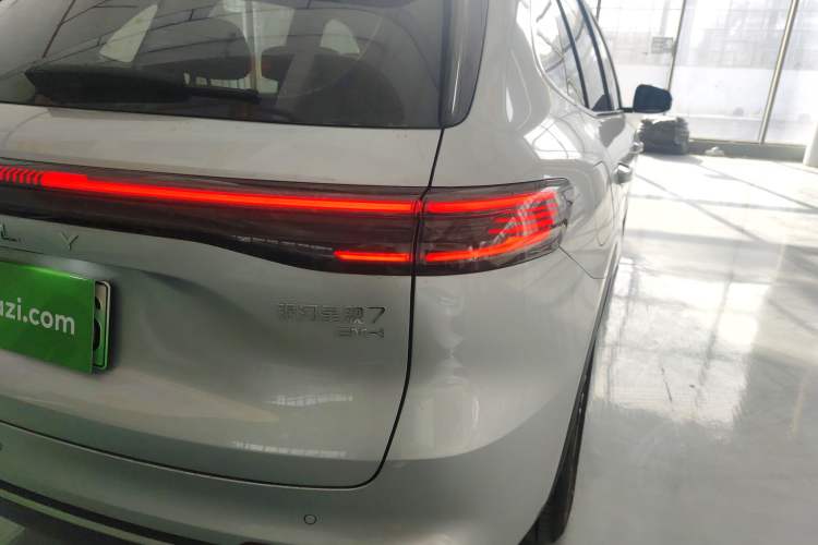 Used  Galaxy Xingjian 7 EM-i 2025 120km Exploration+ Version
