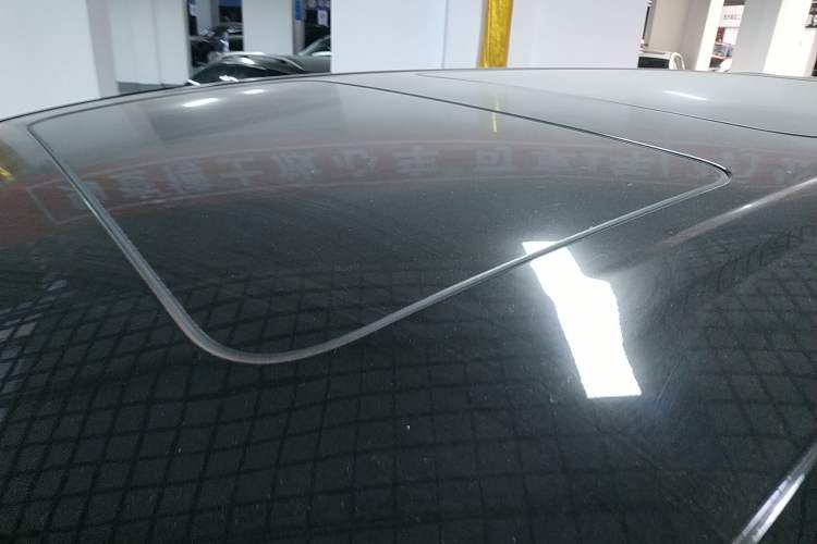 Used Denza D9 2022 DM-i 1040 Prestige Model