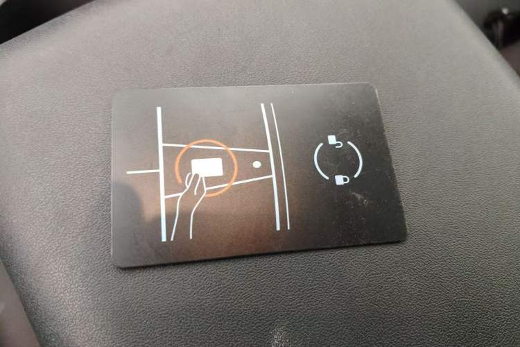 Used Tesla Model Y 2024 Long-Range All-Wheel-Drive Version