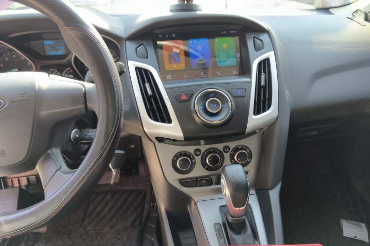 Used Ford Focus 2012 Hatchback 1.6L Automatic Comfort Model
