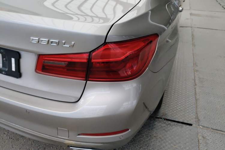 Used BMW 5 Series 2018 530Li xDrive Luxury Package
