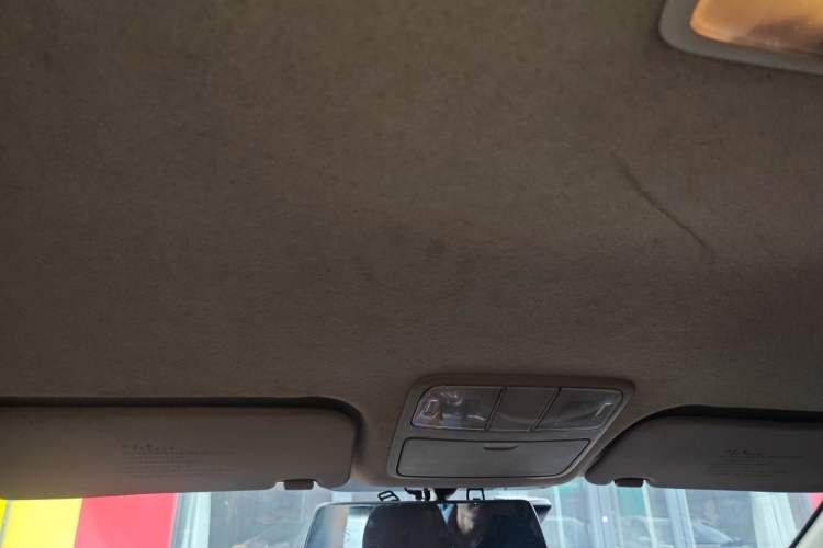 Used Hyundai Celesta 2011 1.6L Manual Comfort Version
