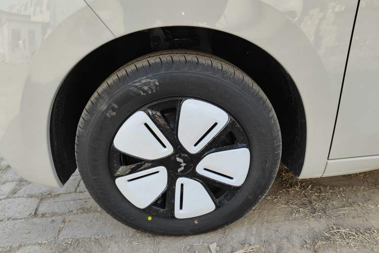 Used Wuling Hongguang MINIEV 2025 Four-Door Version Advanced Edition