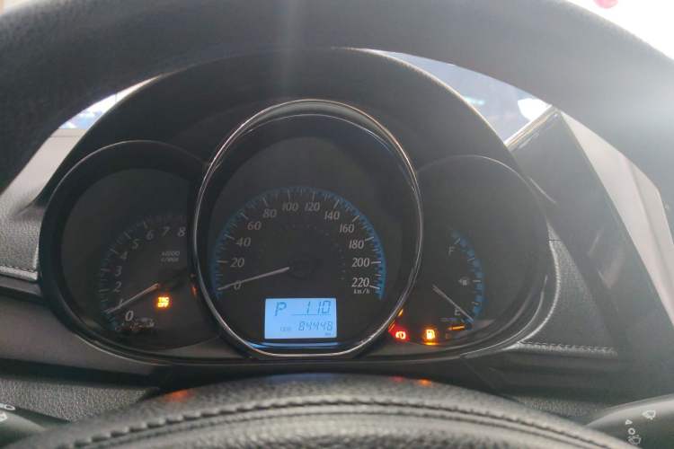 Used Toyota YARiS L 2016 Revised 1.5E CVT Charming Edition