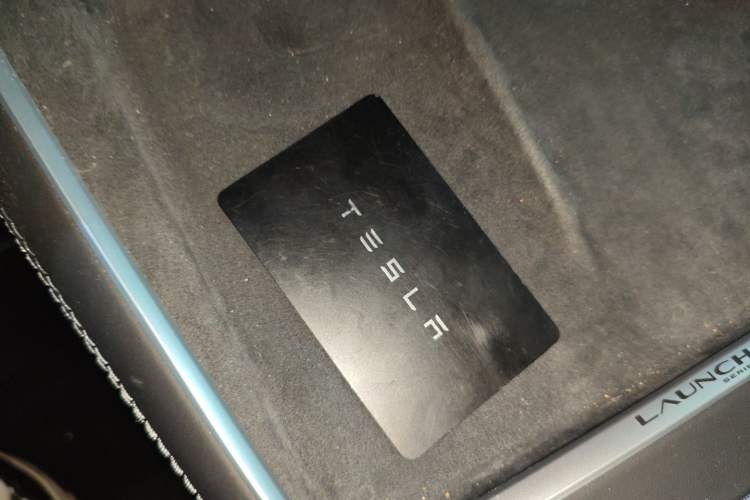 Used Tesla Model Y 2025 Rear-Wheel Drive First Edition