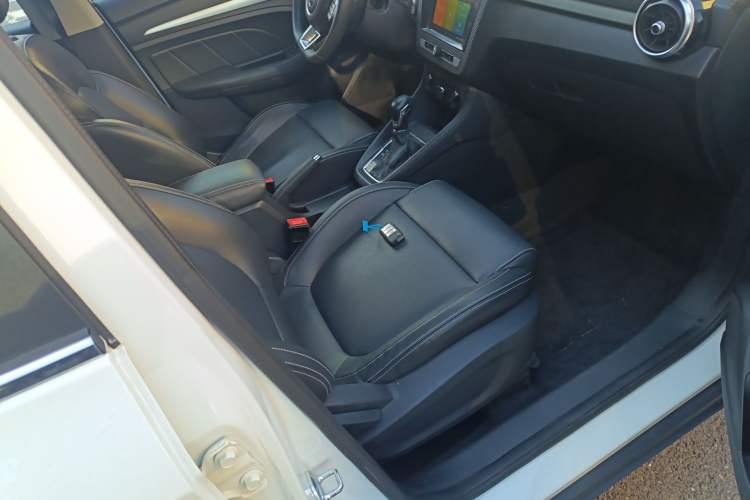 Used MG ZS 2017 1.5L Automatic Luxury Edition
