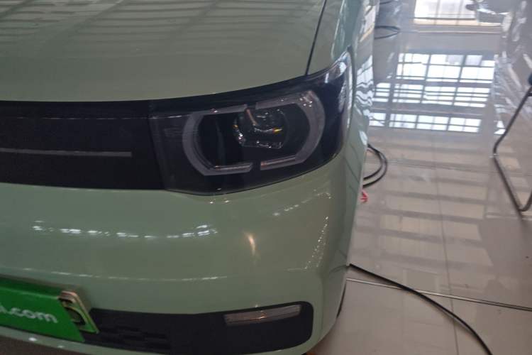 Used Wuling Hongguang MINIEV 2022 Macaron Premium Model – Lithium Iron Phosphate