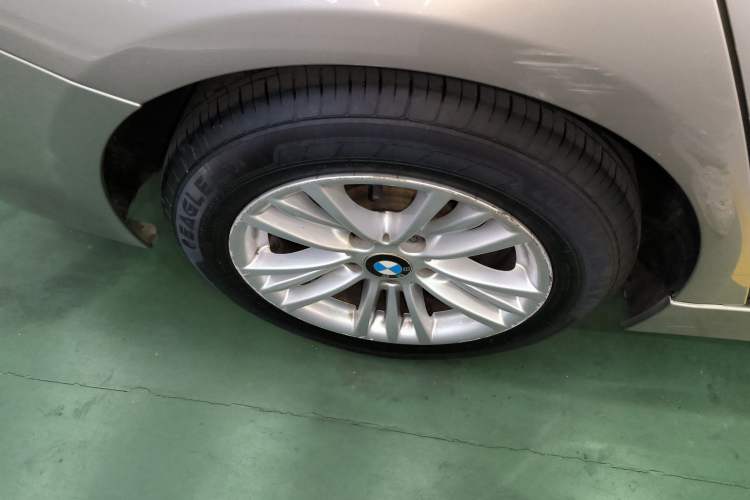 Used BMW 3 Series 2015 316Li Fashion Model
