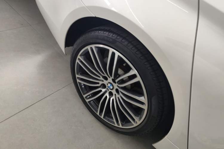 Used BMW 5 Series 2018 530Li Luxury Edition M Sport Package
