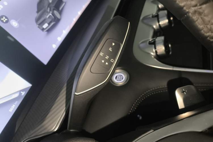 Used  Lingyun 2025 400T Four-Wheel Drive Star Prestige Edition