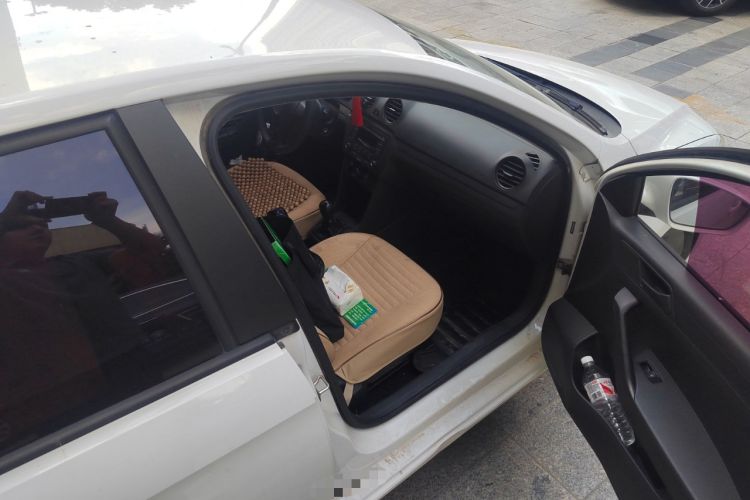 Used Volkswagen Jetta 2015 Value Edition 1.6L Manual Fashionable Style