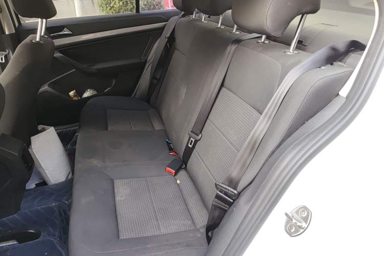 Used Volkswagen Lavida 2017 1.6L Automatic Fashion Edition
